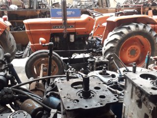 Steyr 8073 Traktör